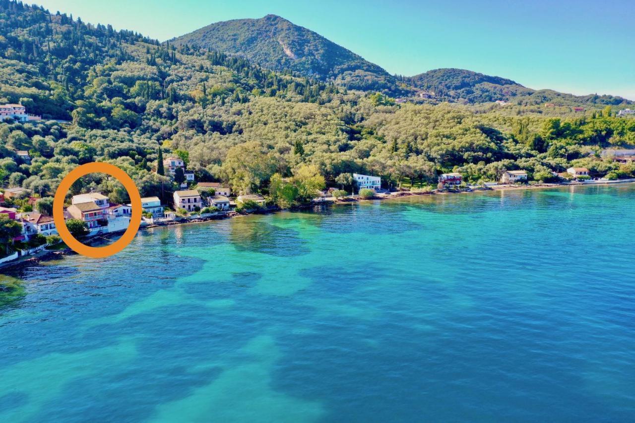 Seafront Villa Ourania Mesongí Eksteriør billede